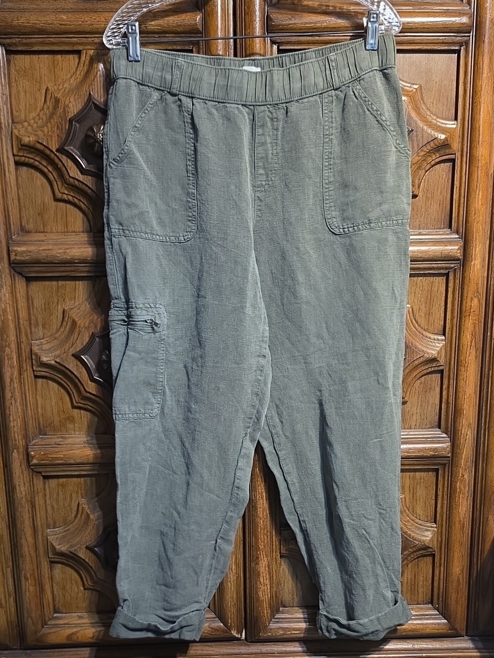 Nicole Miller Olive Green Cropped Cargo Pants